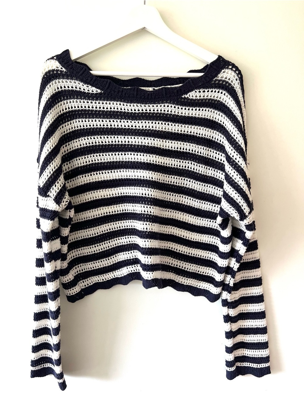 Moon River Striped Navy  White Crochet Knit  Sweater Size Small